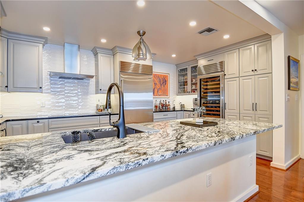 215 Brooke Avenue 802