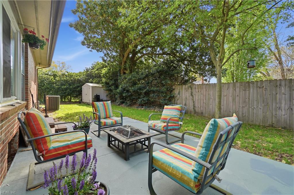 517 Butterworth Street ST