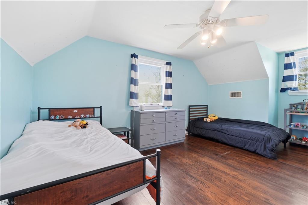 517 Butterworth Street ST