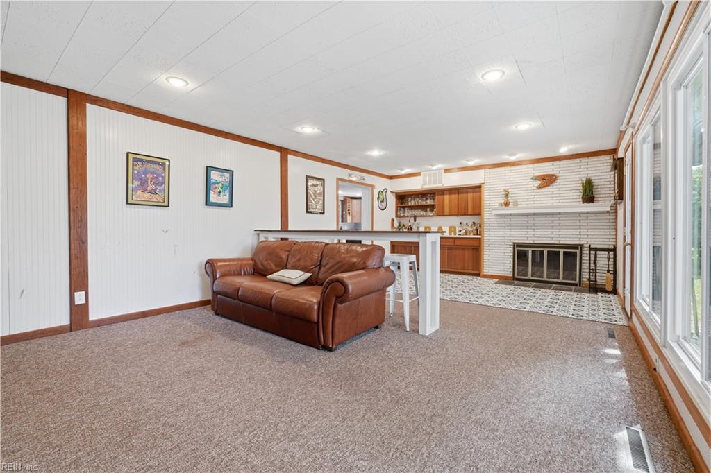 517 Butterworth Street ST