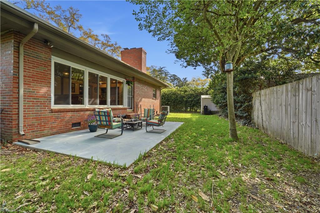 517 Butterworth Street ST