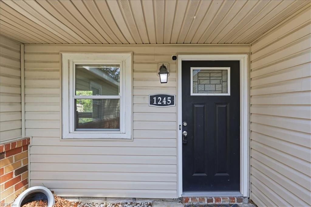 1245 Sir Kay DR