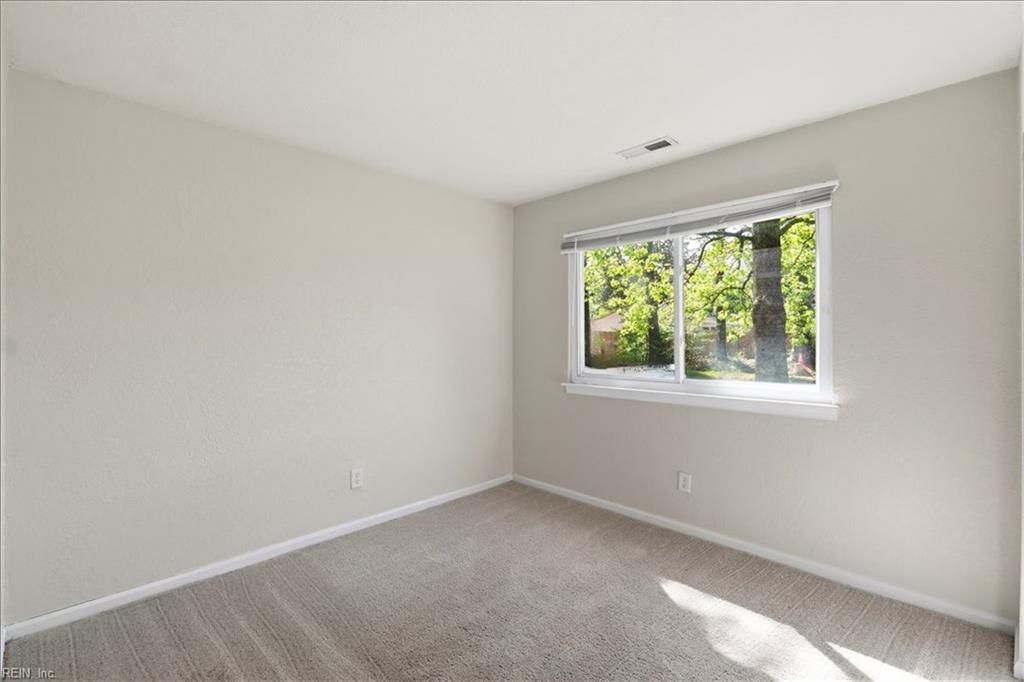 1245 Sir Kay DR