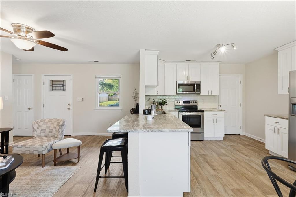 1245 Sir Kay DR