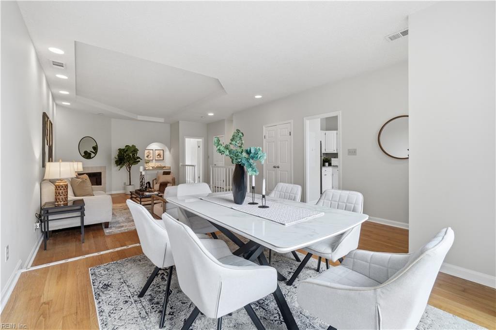401 College PL 13