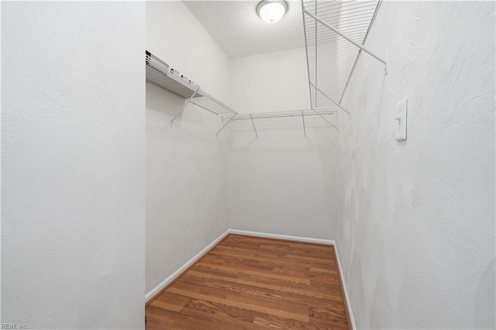 401 College PL 13
