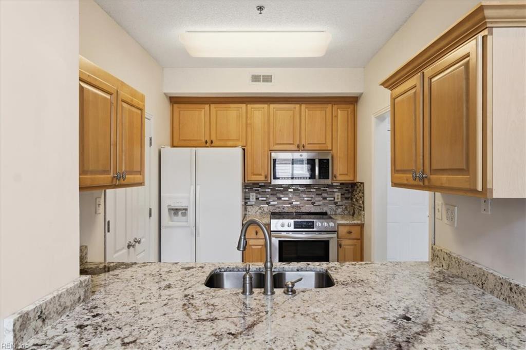 2320 Sea Shell RD 203