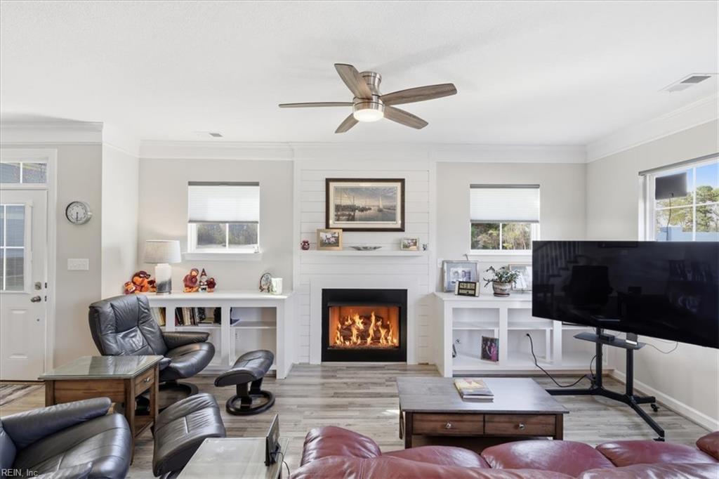 5299 Sports Club RN 105