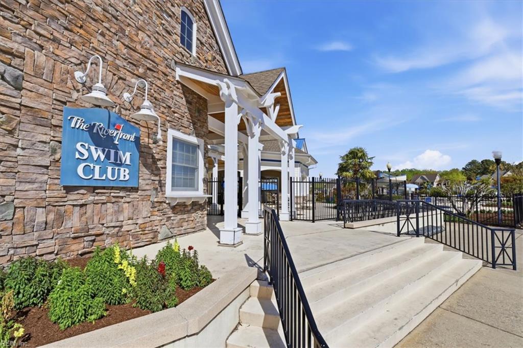 5299 Sports Club RN 105