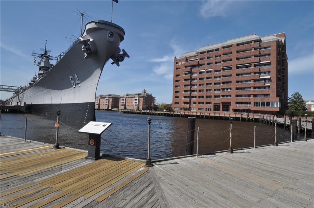 215 Brooke AVE 411