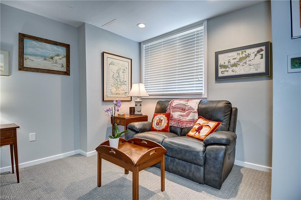 215 Brooke AVE 411