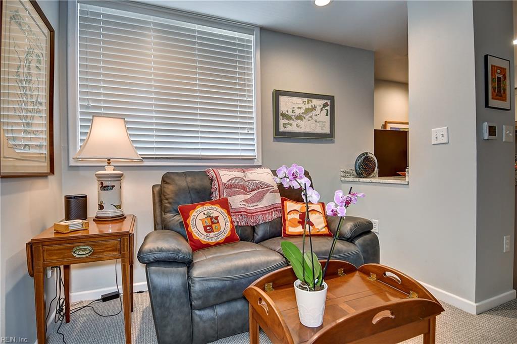 215 Brooke AVE 411