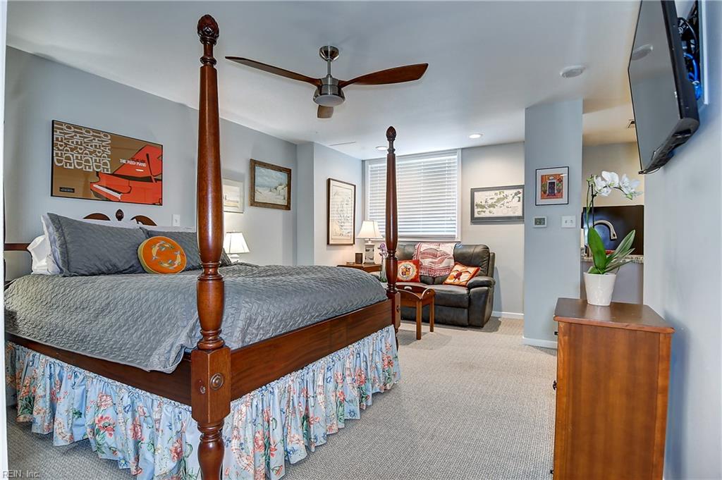 215 Brooke AVE 411