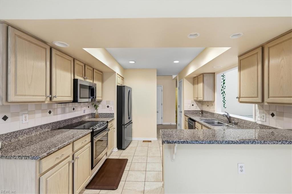 3713 Gumwood Court CT