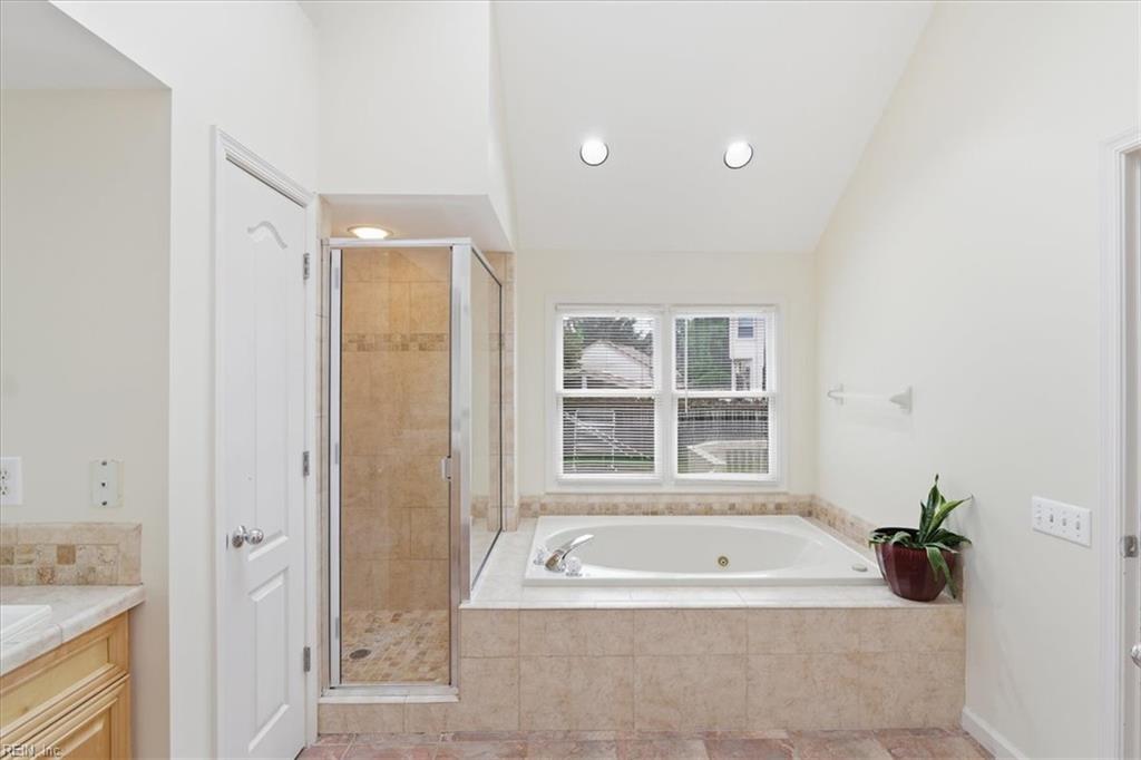 3713 Gumwood Court CT