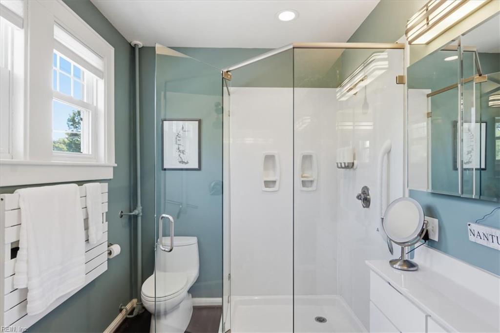 1027 Cambridge CRES
