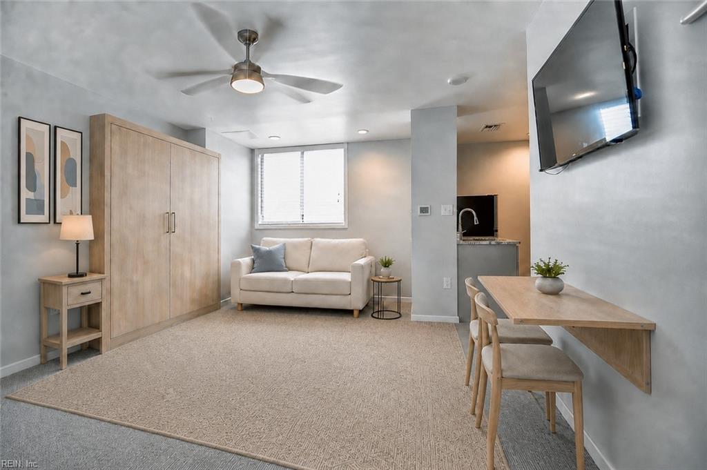 215 Brooke AVE 411