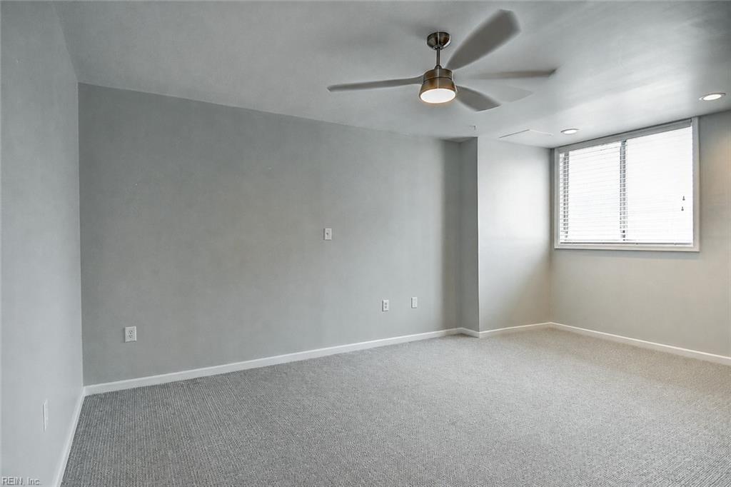 215 Brooke AVE 411