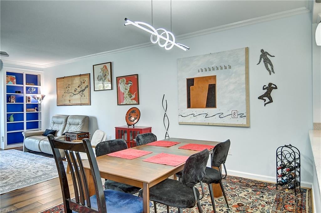 215 Brooke Ave AVE 307