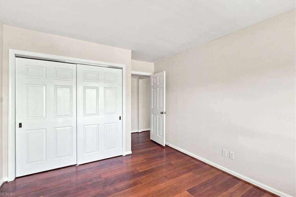 401 College PL 20