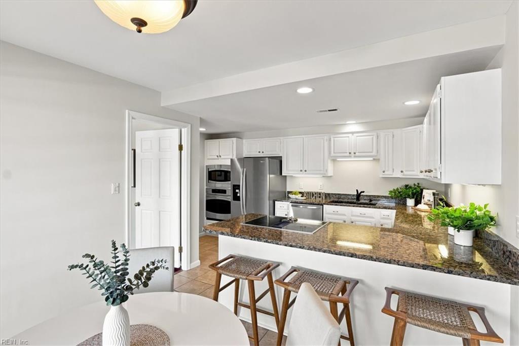 401 College PL 20