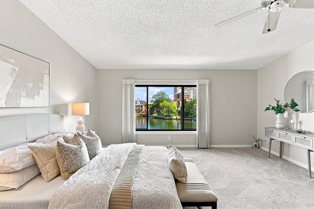 401 College PL 20