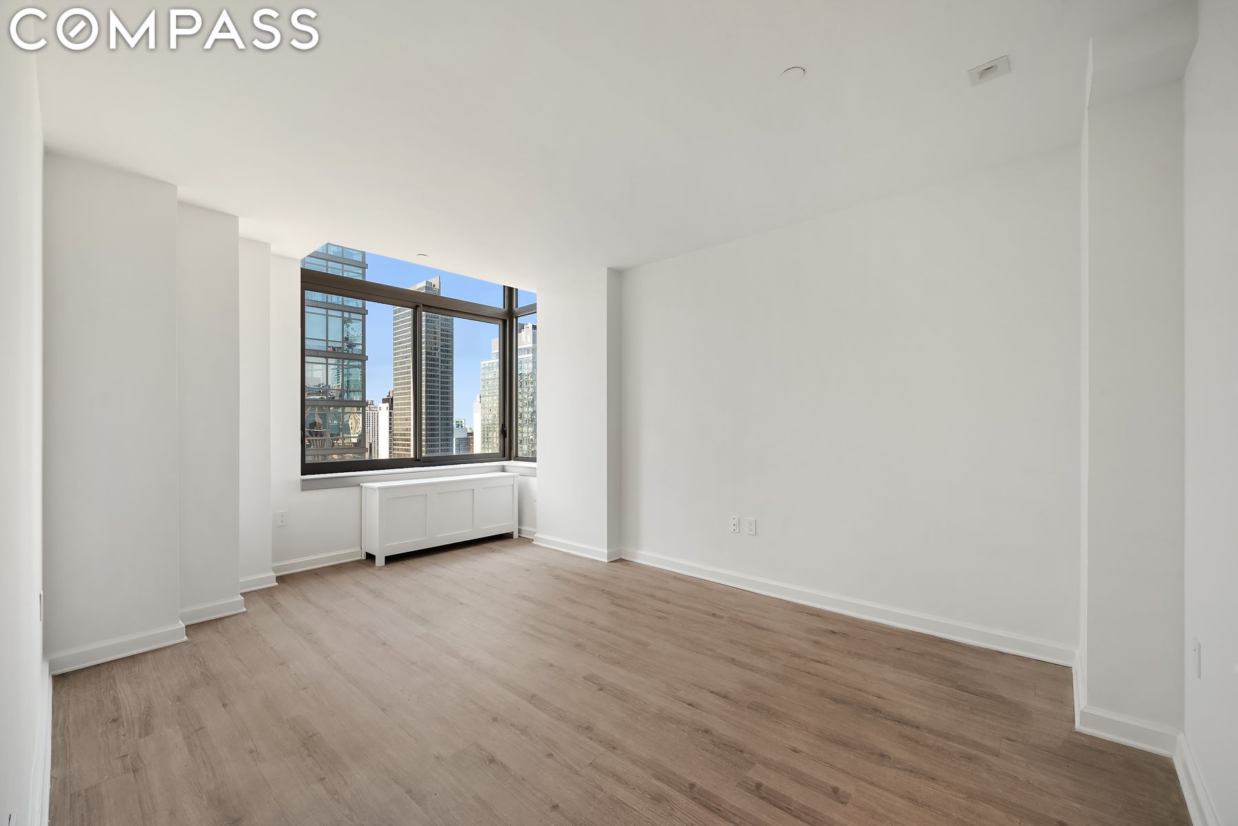35 W 33rd Street 35D