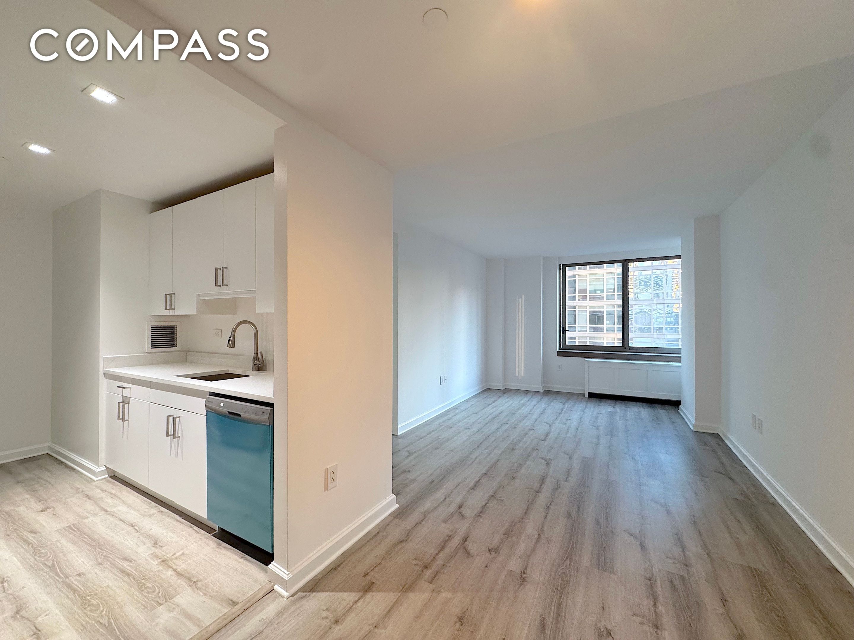 35 W 33rd Street 21F