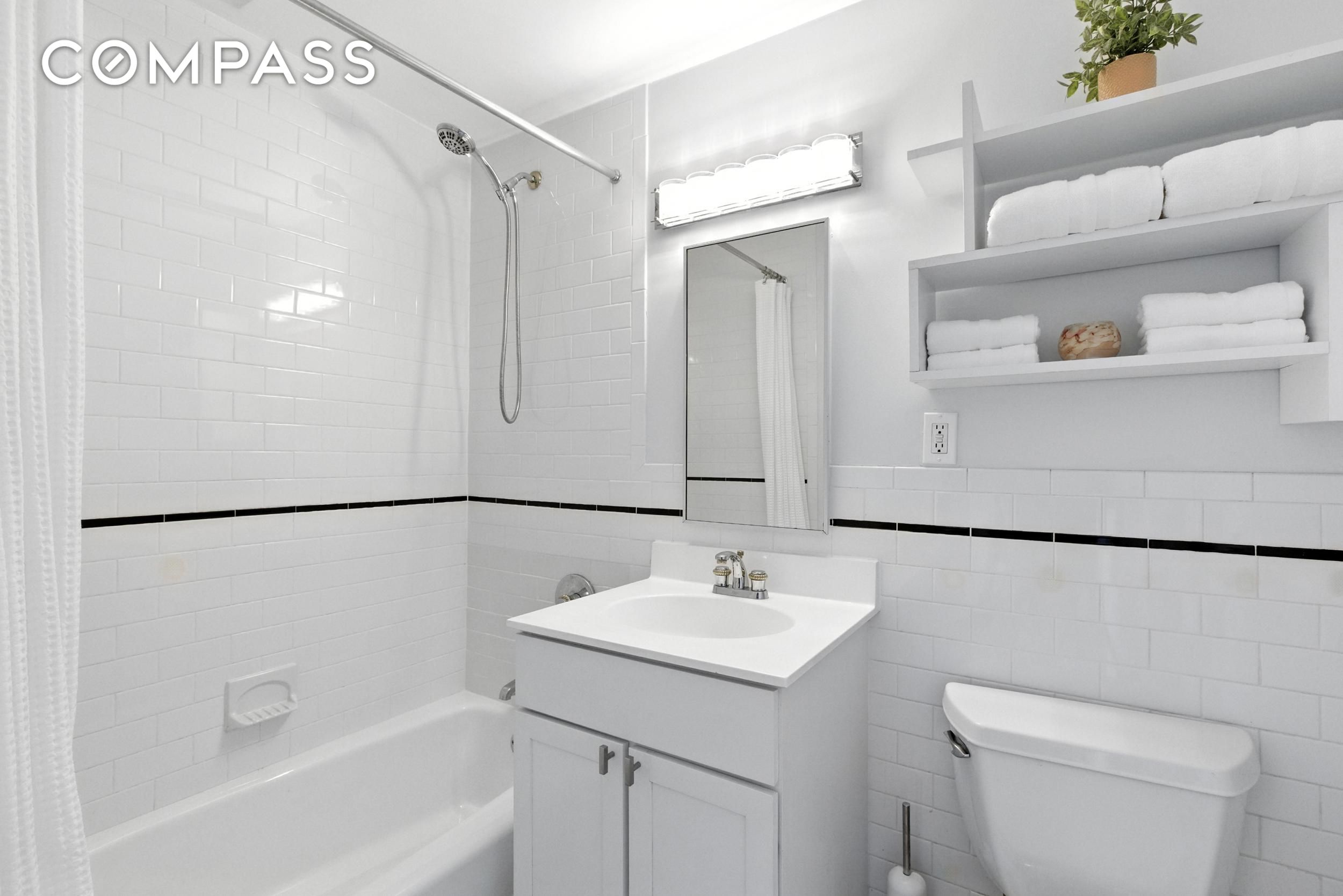 1787 Madison Avenue 402