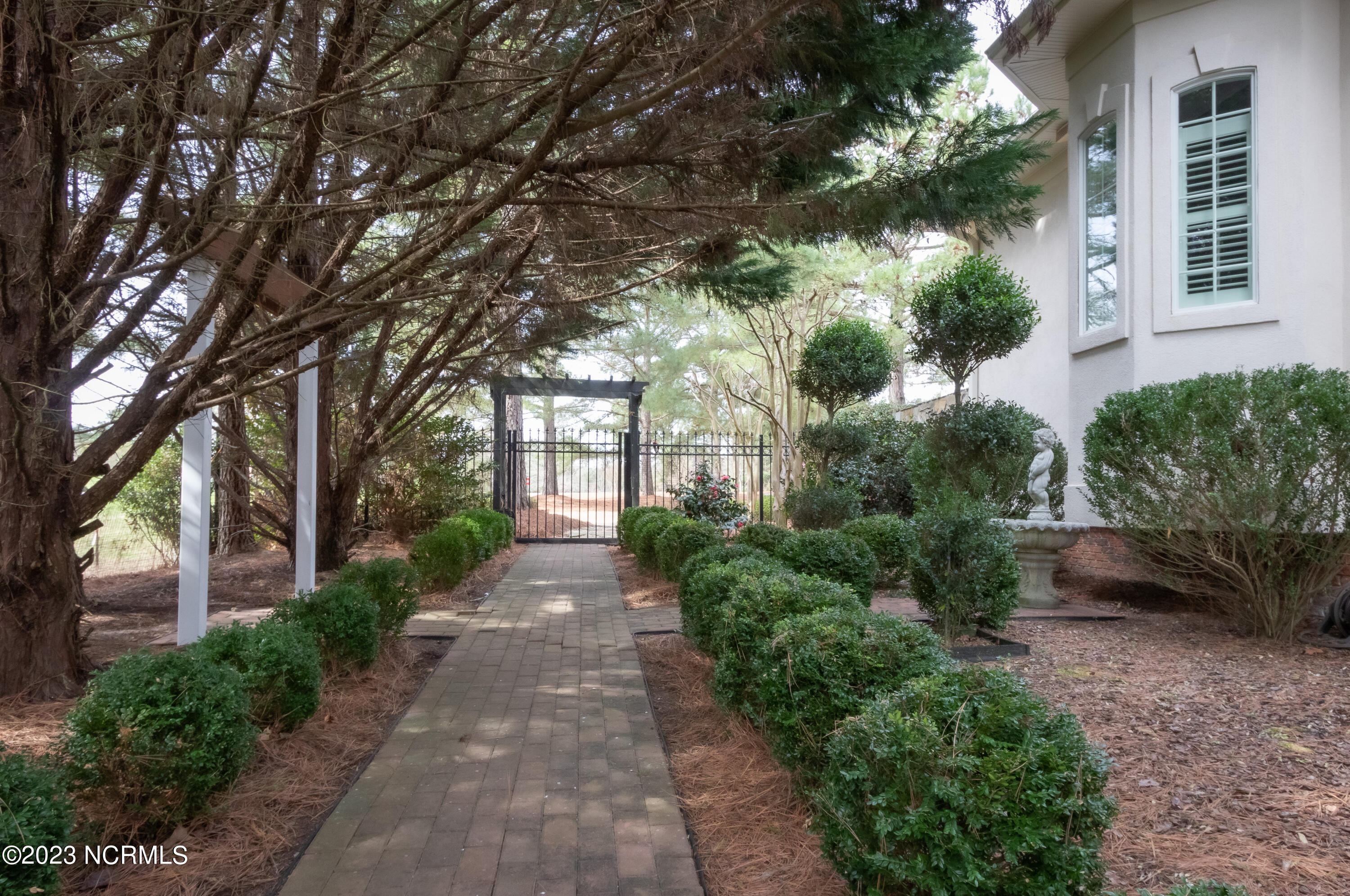 110 Rachels Point Road