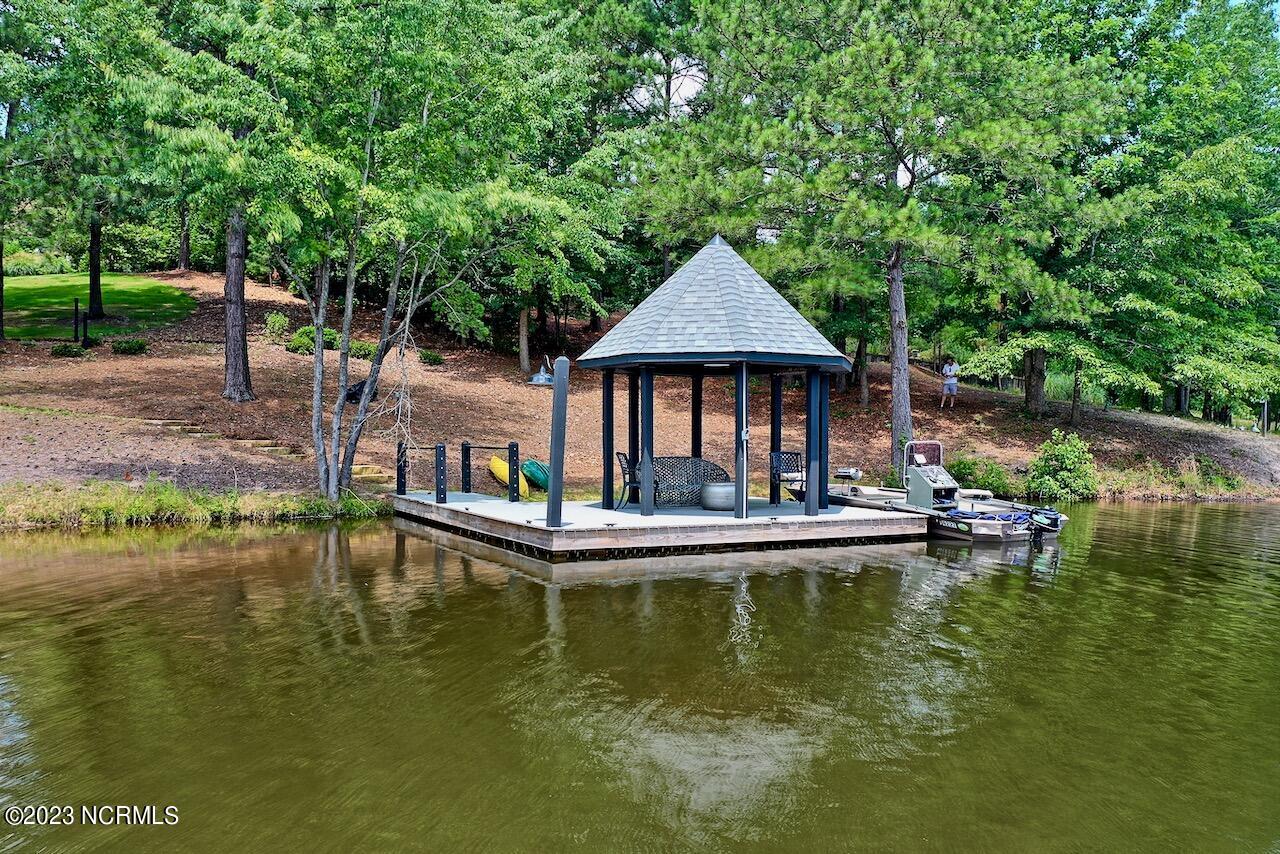 110 Rachels Point Road