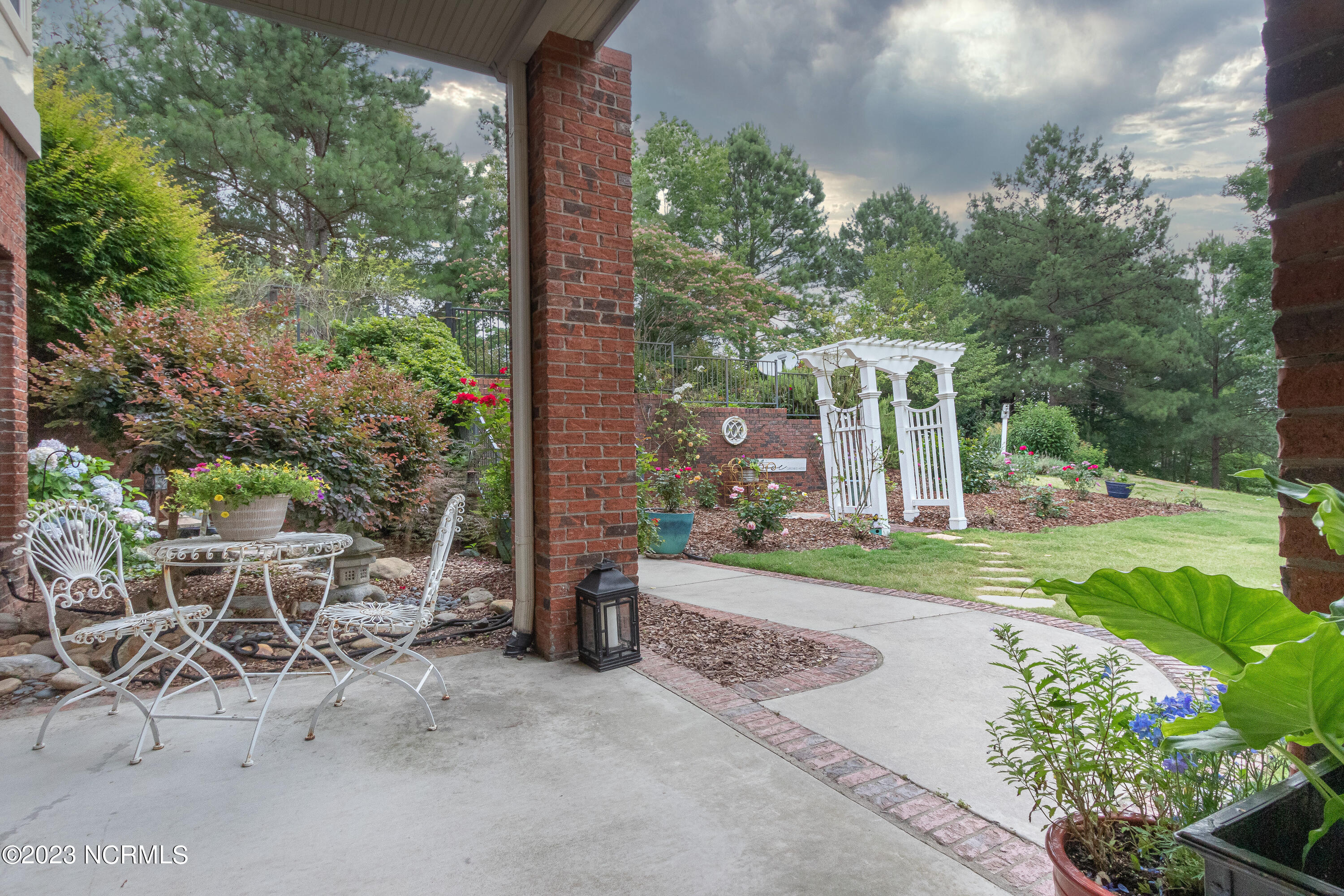 110 Rachels Point Road