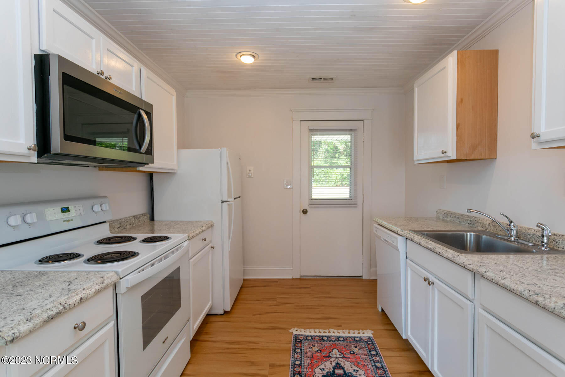 276 Edgewood Terrace Drive