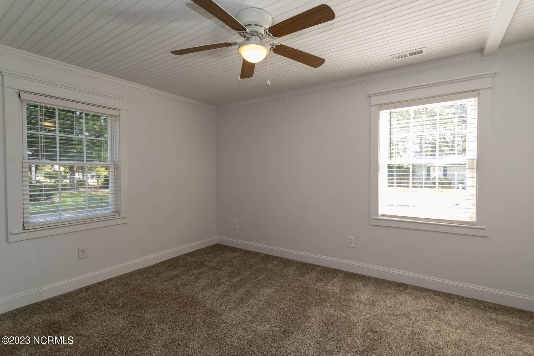 276 Edgewood Terrace Drive