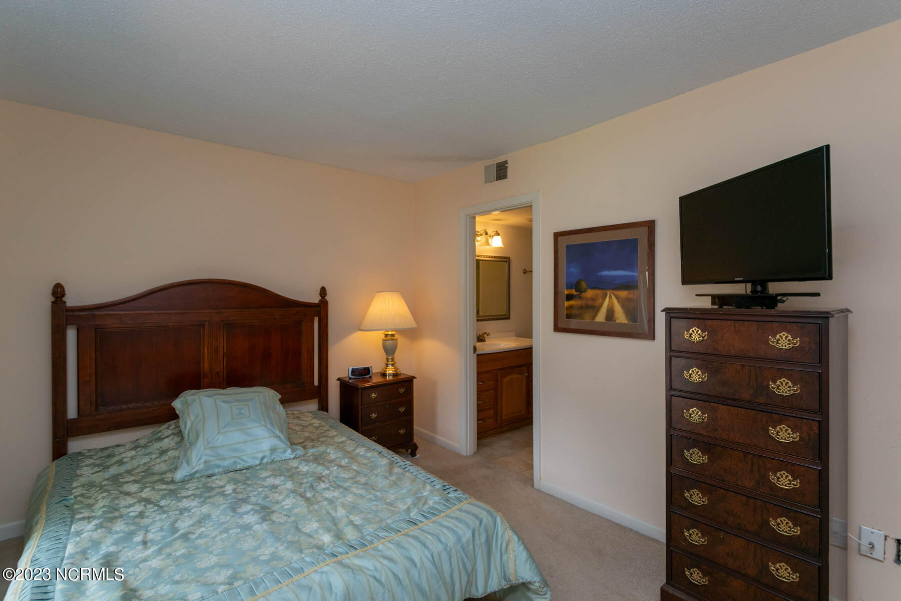 800 Saint Andrews Drive, 210