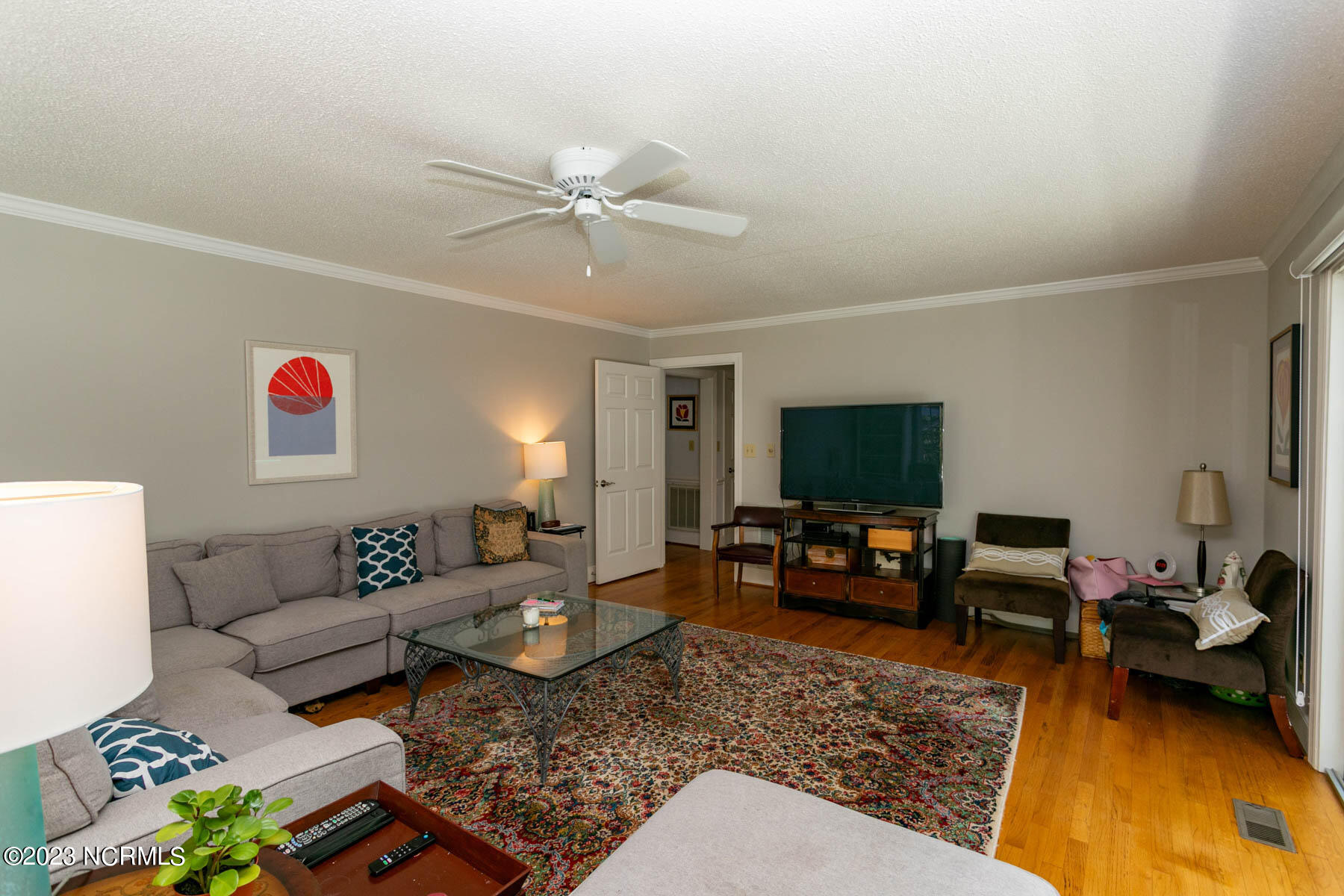 104 Sweetbriar Court