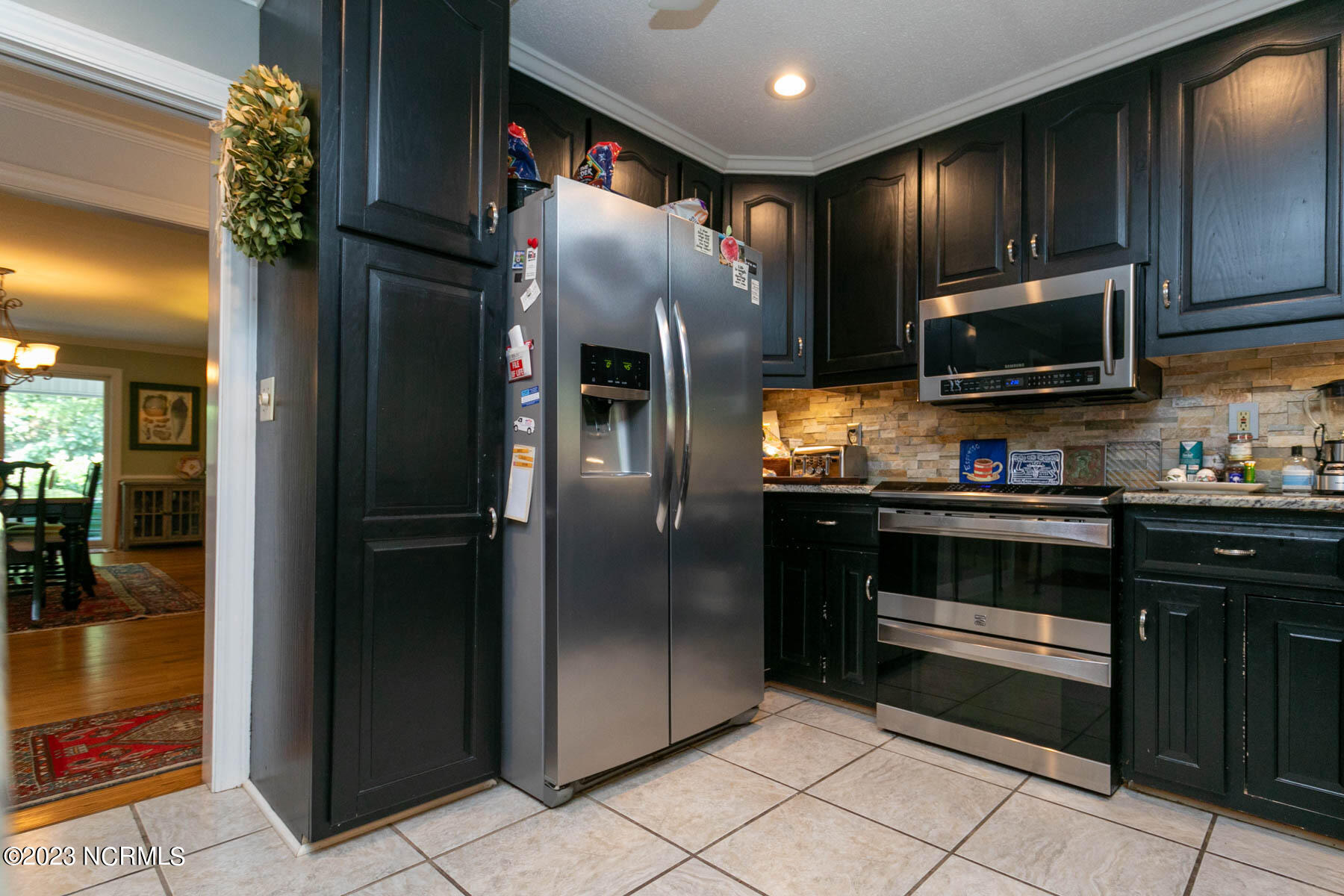 104 Sweetbriar Court