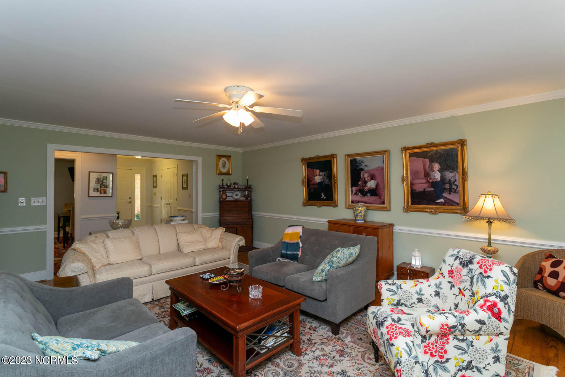 104 Sweetbriar Court