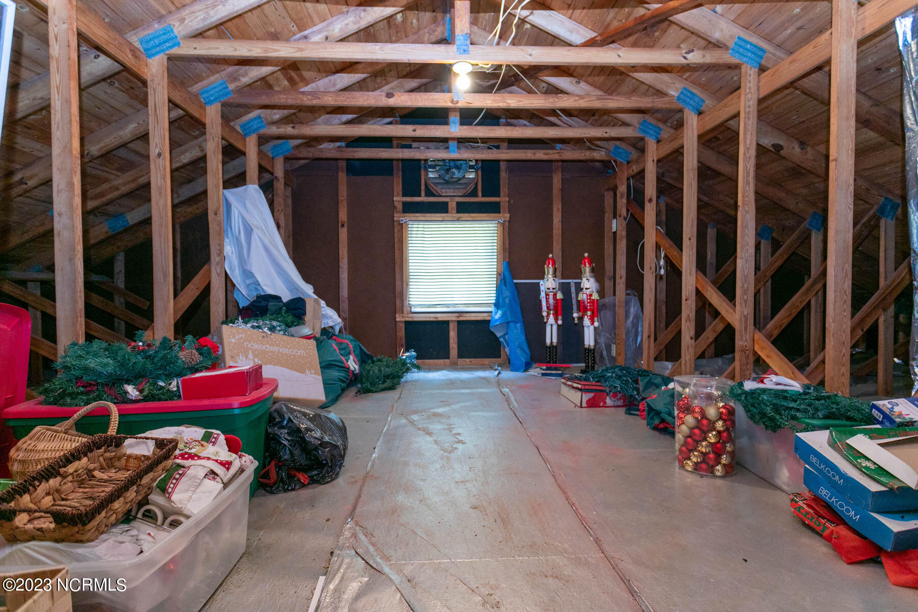 104 Sweetbriar Court