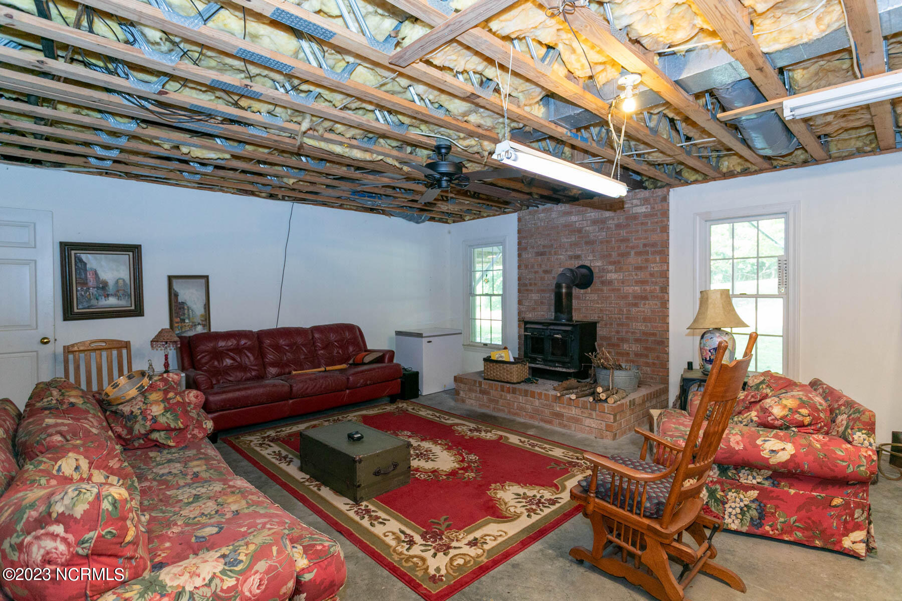 104 Sweetbriar Court