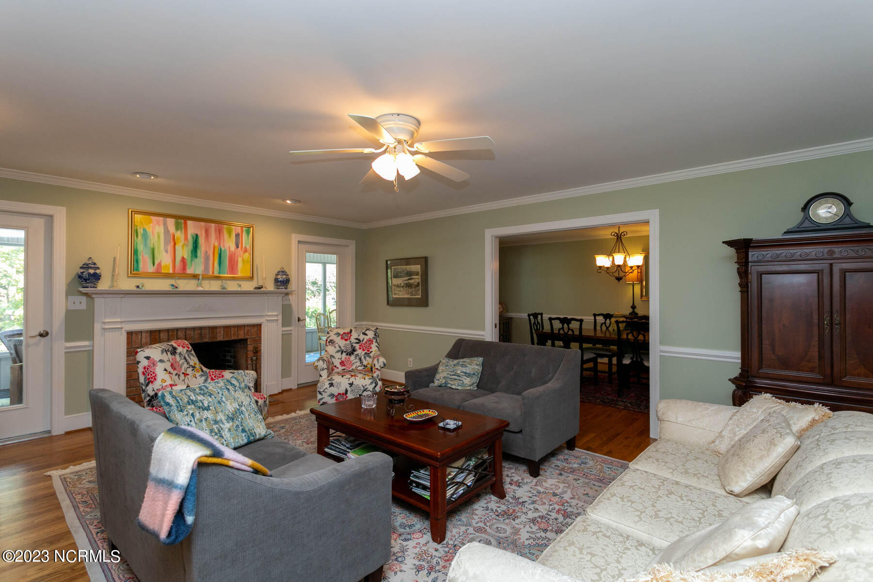 104 Sweetbriar Court