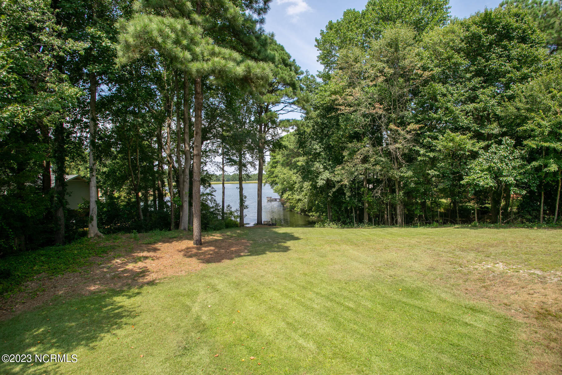 104 Sweetbriar Court