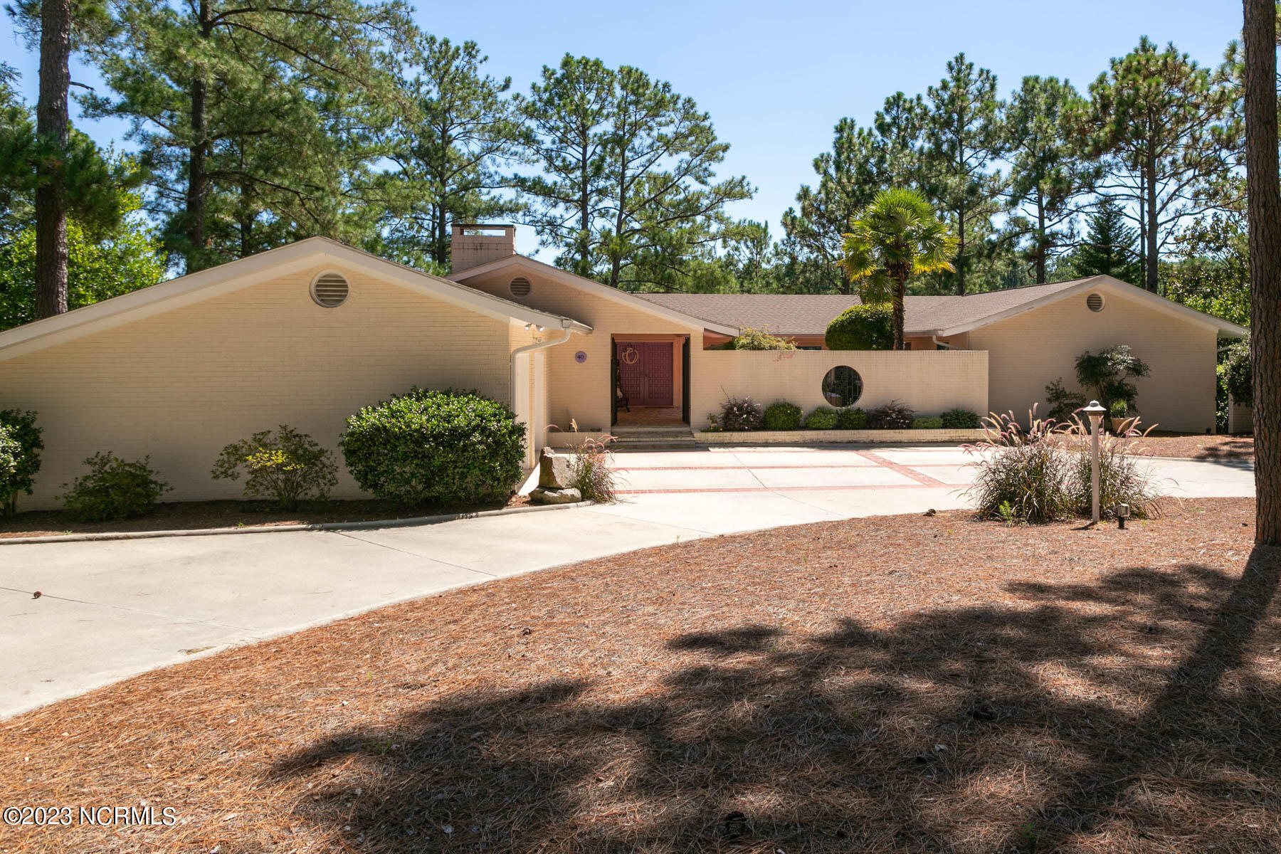 40 Shadow Lane