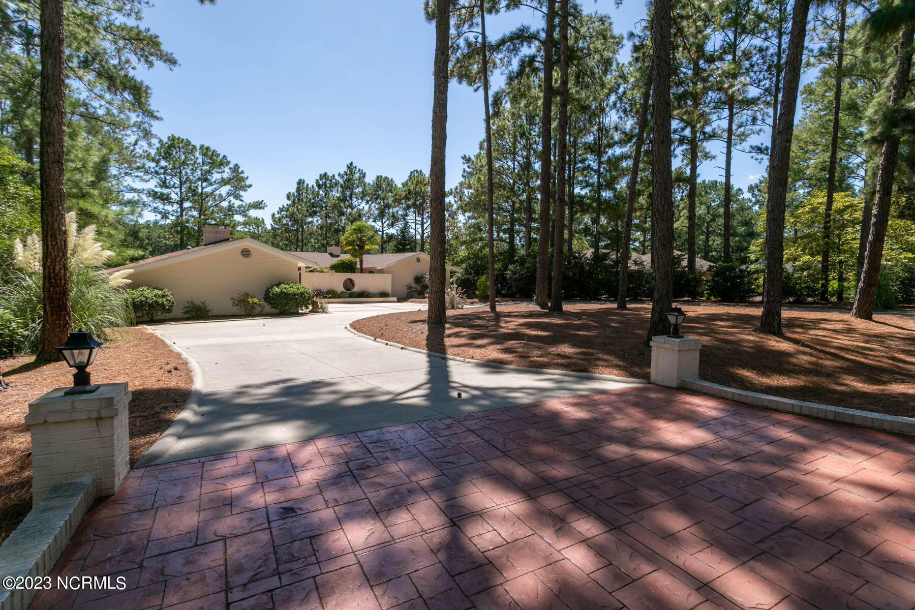 40 Shadow Lane