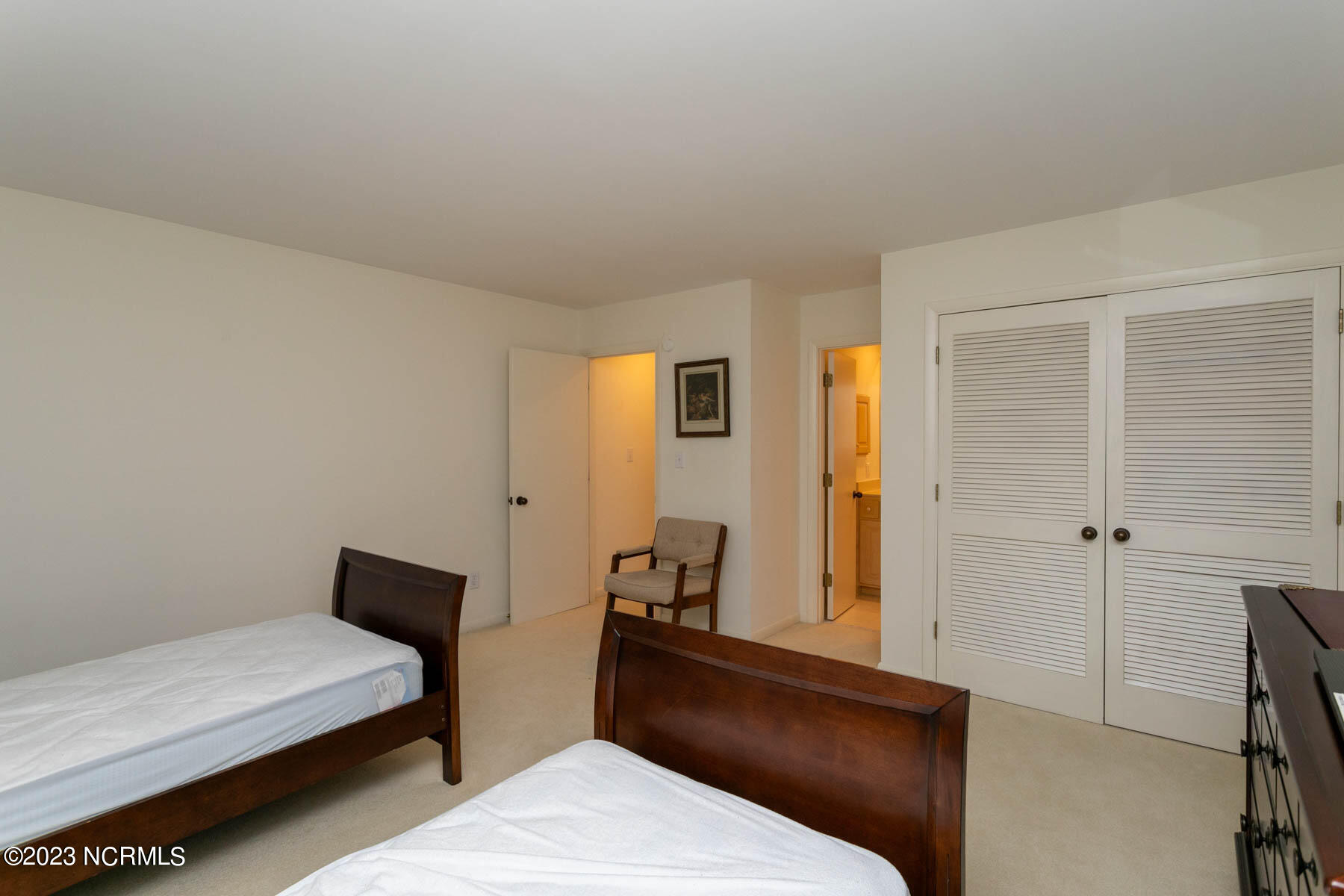 195 Lake Dornoch Drive