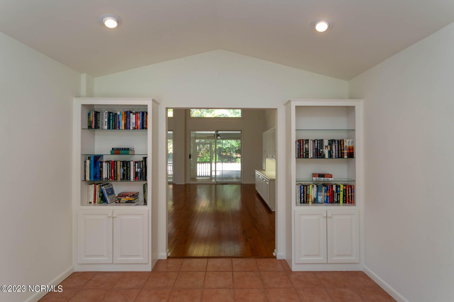 195 Lake Dornoch Drive