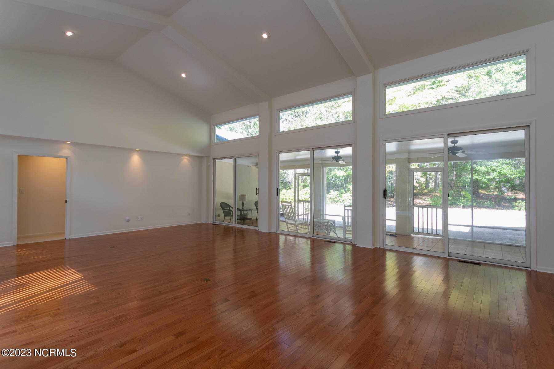 195 Lake Dornoch Drive