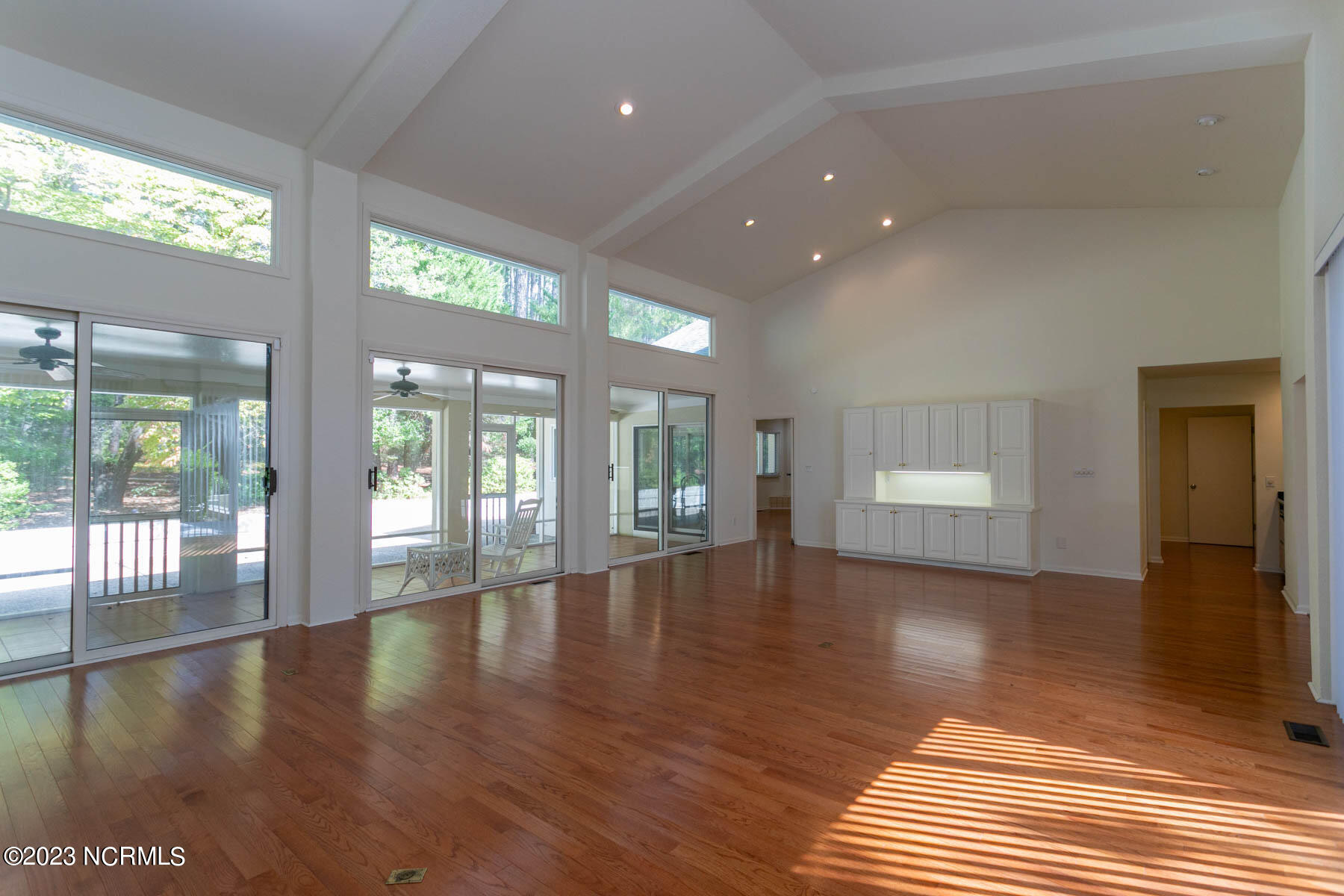 195 Lake Dornoch Drive