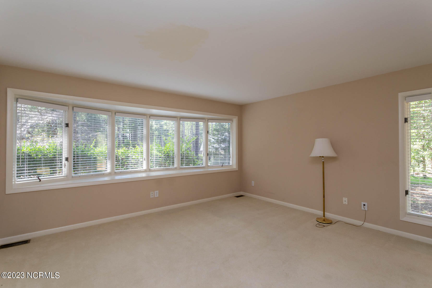 195 Lake Dornoch Drive