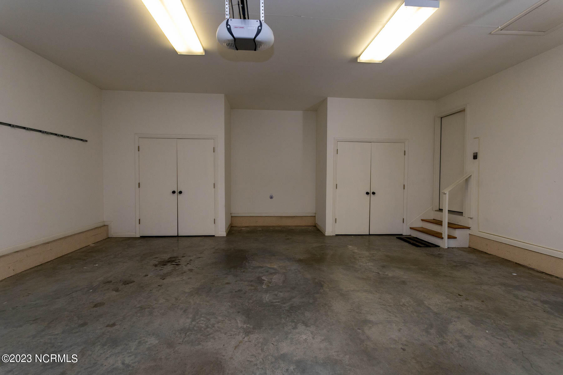 195 Lake Dornoch Drive